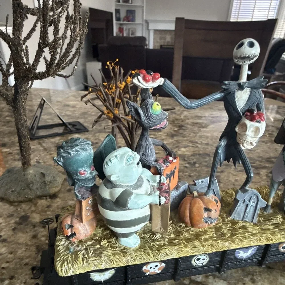 Disney Nightmare Before Christmas G Gauge Nightmare Express Steam Train